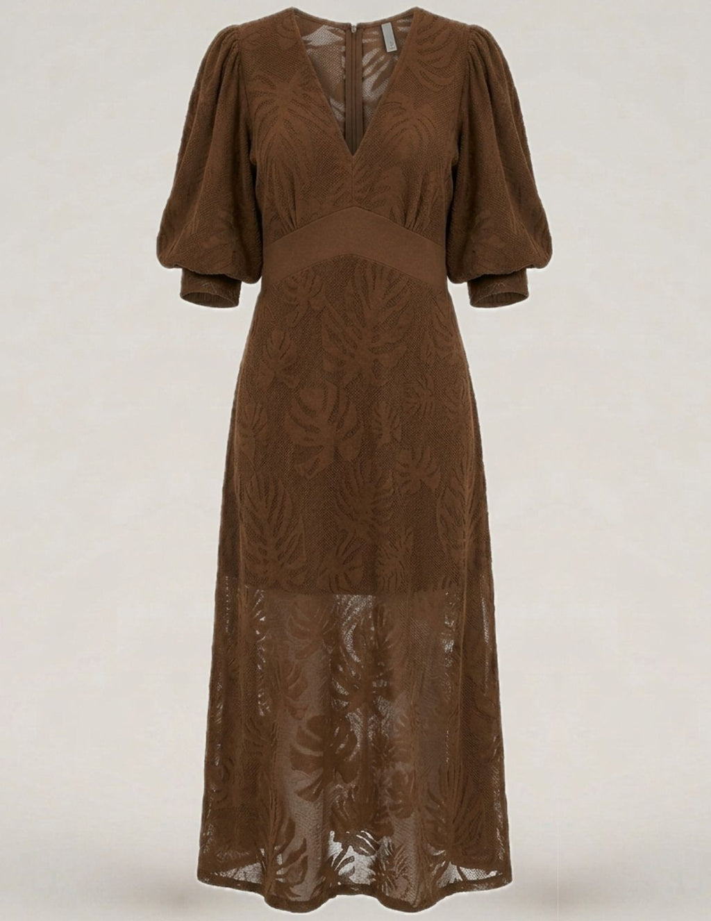 Vestido com manga bufante rendado