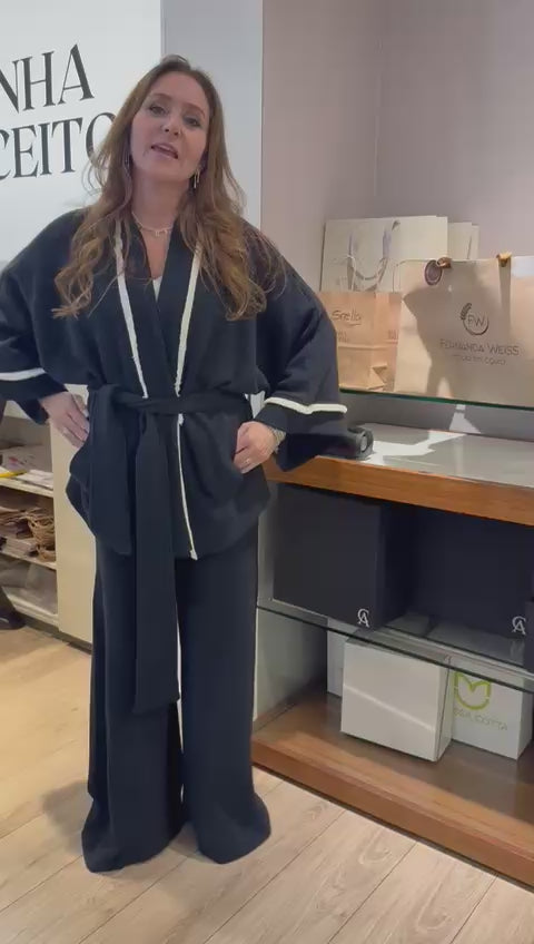 Calça pantalona canelada